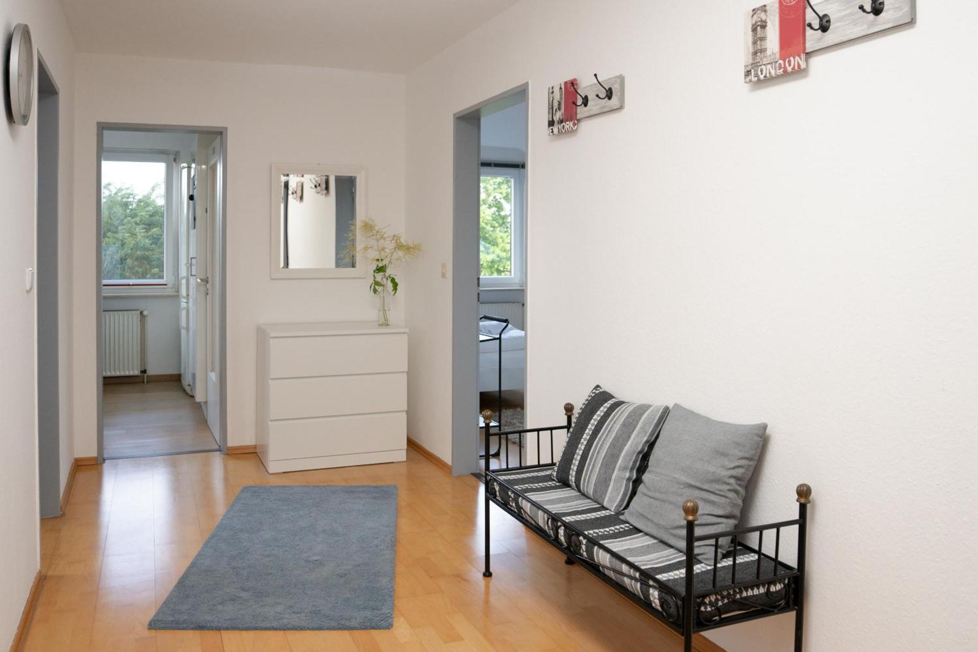 Remark Studios - Wohnung Fuer 6 In Grossburgwedel Buitenkant foto